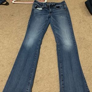 AE jeans Size 6 Kick boot